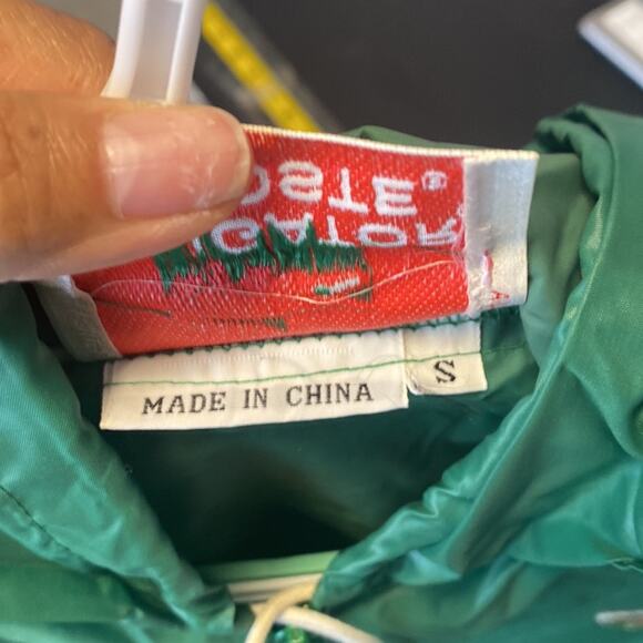 Vintage 80's Lacoste Windbreaker Pullover Hooded Packable Jacket size S green - Picture 6 of 11